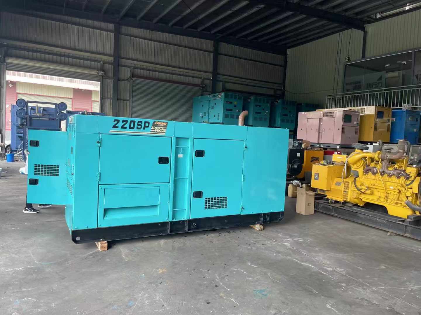 临汾柴油发电机组长期不间断运行时，如何监控其温度和压力？